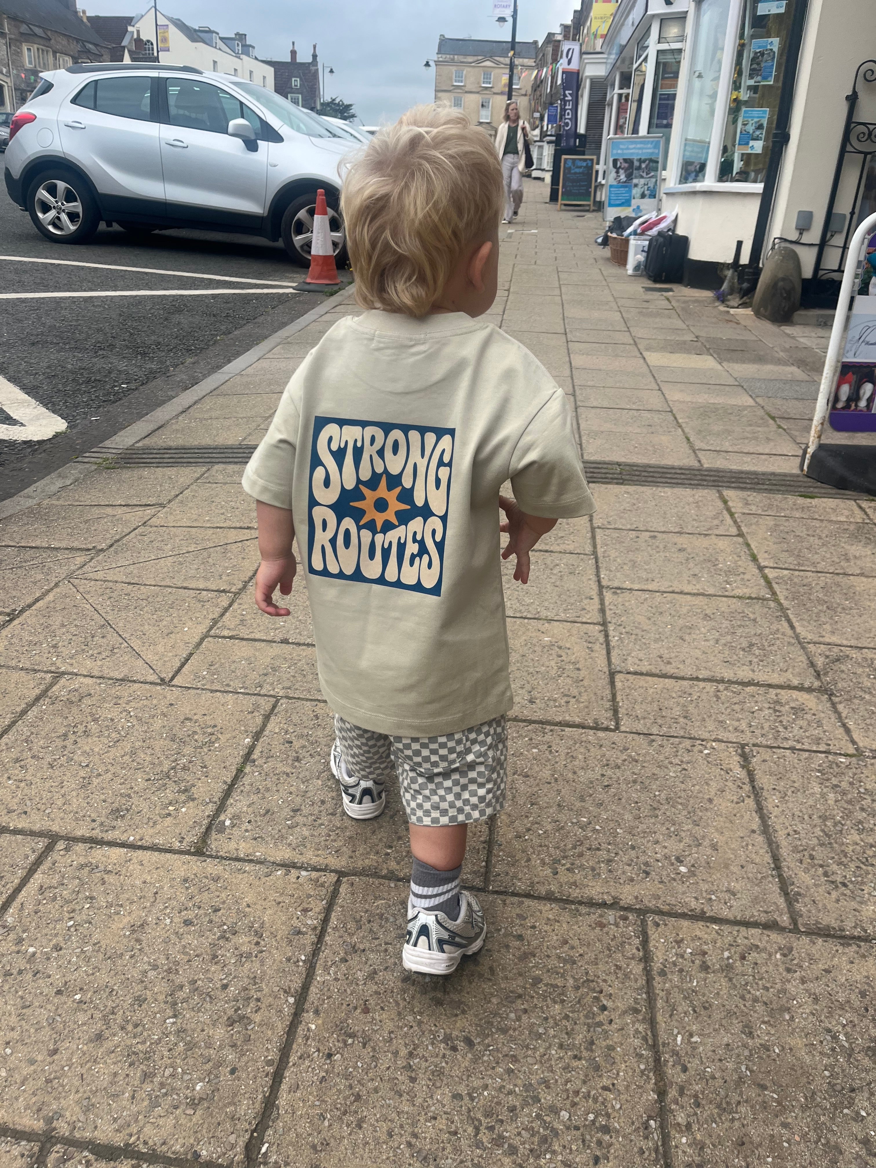 Strong Routes | Retro Sun T-Shirt